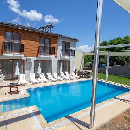 Villa Mina Villa, Oezel Havuzlu, *