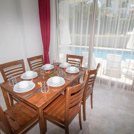 Mina Villa, Oezel Havuzlu, Villa Fethiye